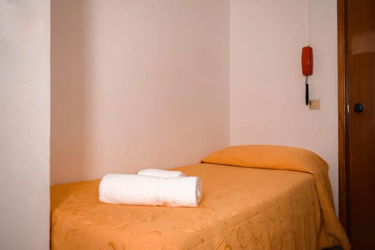 Hotel Zeus Cervia 3*,  Italia